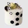 Торт футбольный с мячами из пряников №105291