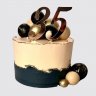 Торт на День Рождения мужчине 35 лет с разноцветными шарами №106601