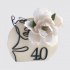 Необычный торт на 40 лет женщине с цветком из мастики №106622