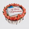 Оригинальный торт бухгалтеру с ягодами и цветами №108081
