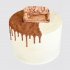 Белый торт с шоколадной глазурью диван №109897