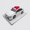 Прикольный торт Тойота с клубникой и автошинами №110480