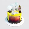 Квадратный торт энергетику с лампой из мастики №110534