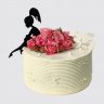 Необычный торт на День Рождения дочки с сидящей девушкой №111397
