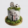 Двухъярусный торт с футболистом Роналду на 9 лет №111950