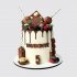 Белый торт с шоколадной глазурью на юбилей мальчику с ягодами №112930