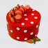 Красный торт с макарунами и клубникой в горошек для девочки №113589
