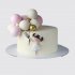 Белый торт для девочки с воздушными шарами из мастики №113620