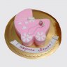 Розовый торт на 1 месяц девочке с сердечками из пряника №114353