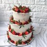 Свадебный торт с клубникой №126684