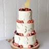Свадебный торт с клубникой №126689