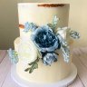 Двухъярусный свадебный торт с цветами №129274