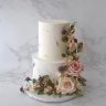 Двухъярусный свадебный торт с цветами №129276