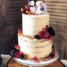 Двухъярусный свадебный торт с ягодами №129300