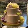 Бежевый свадебный торт №129370
