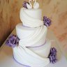 Бело-фиолетовый свадебный торт №129415