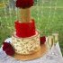 Свадебный торт красный с золотом №129731